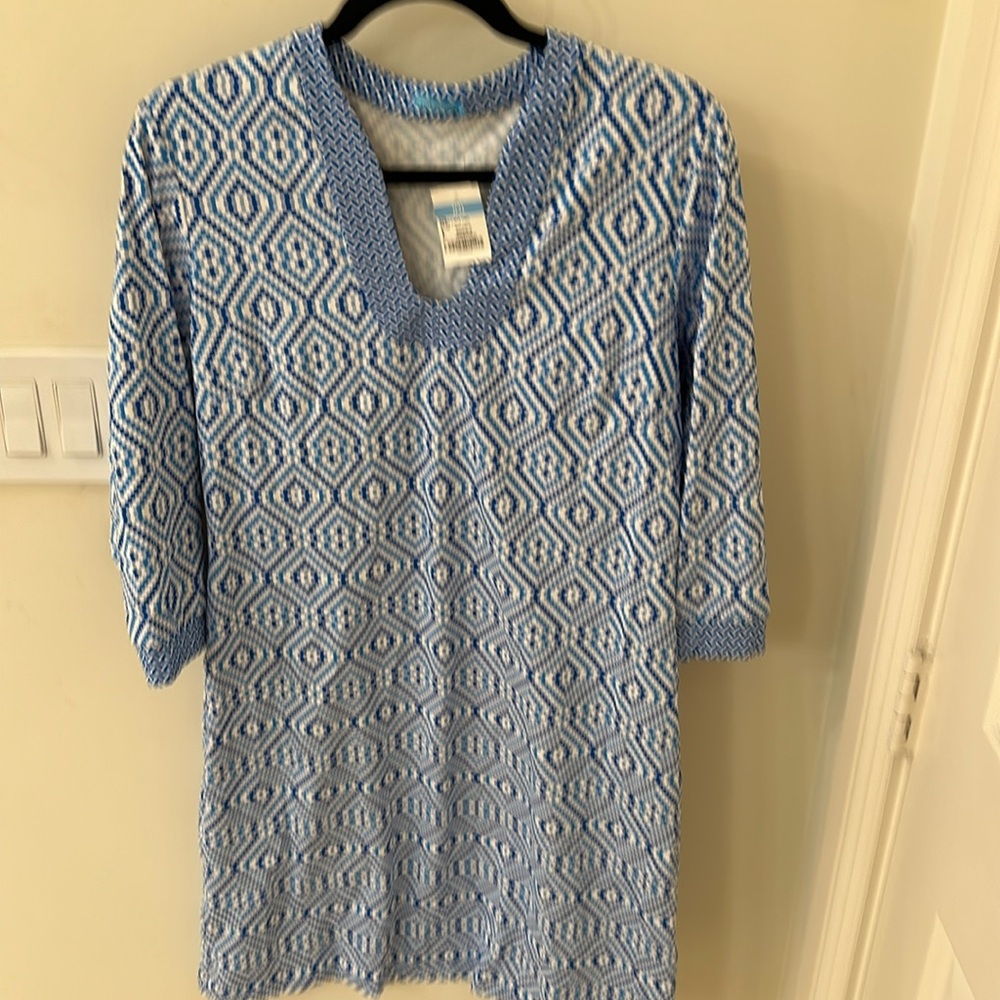 J.McLaughlin Dress. NWT size large blue and white geometric